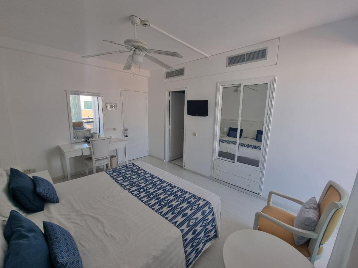 Nereus Hotel Paphos Eksteriør billede