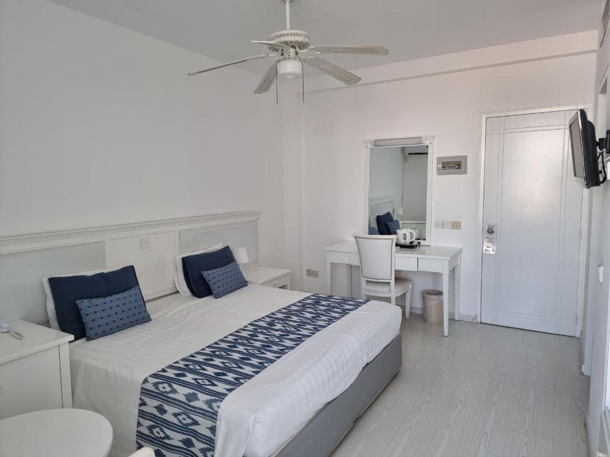 Nereus Hotel Paphos Eksteriør billede